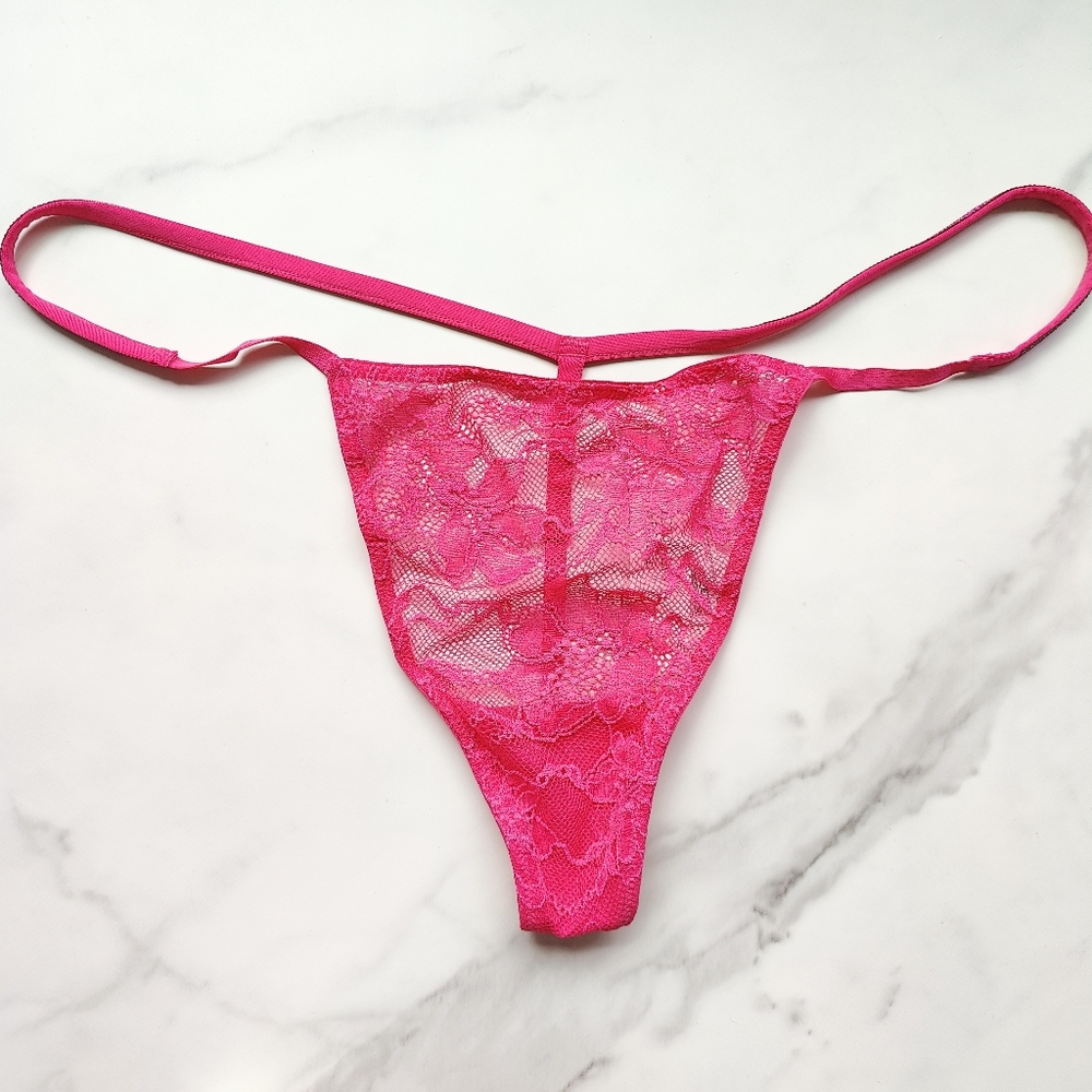 NWT VICTORIA'S SECRET VERY SEXY BACK SHINE STRAP LACE V-STRING PANTY IN FOREVER